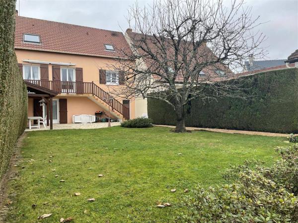 Maison Pontault Combault 6 pièce(s) 103 m2