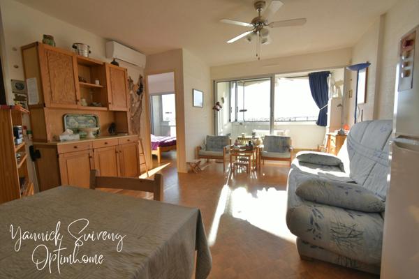 APPARTEMENT T2 CABINE - MAGNIFIQUE VUE SUR LE PORT DE PLAISANCE