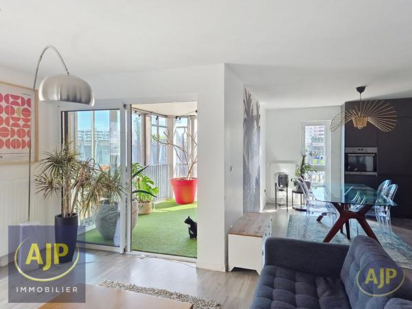 Vente appartement Nantes : 311 225 € - AJP Immobilier Nantes Rond-Point de Rennes