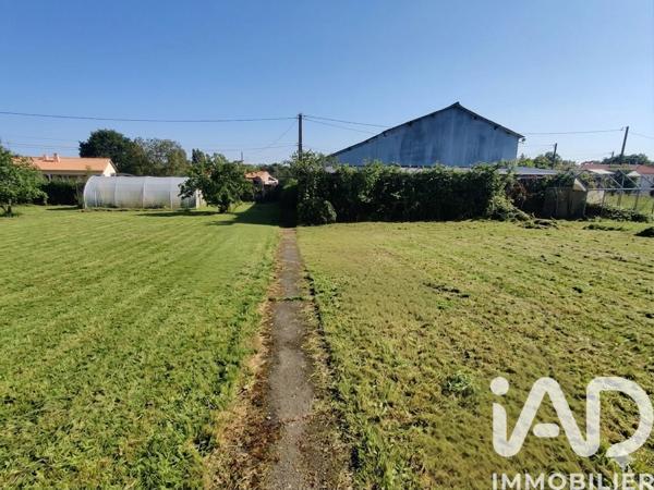 Terrain à vendre 2 165 m² Essarts-en-Bocage