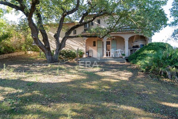 Maison Bouc Bel Air 5 pièce(s) 195 m2