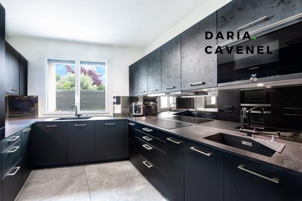Maison
         7 pièces
        - 180 m² Exclusivité 625 000 € *