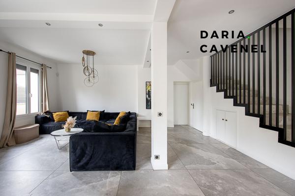 Maison
         7 pièces
        - 180 m² Exclusivité 625 000 € *