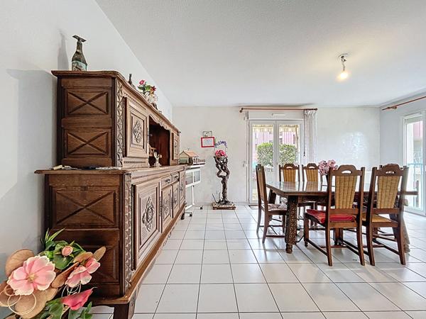 APPARTEMENT T4 DE 81 M² AVEC 3 CHAMBRES A PROXIMITE DES COMMODITES