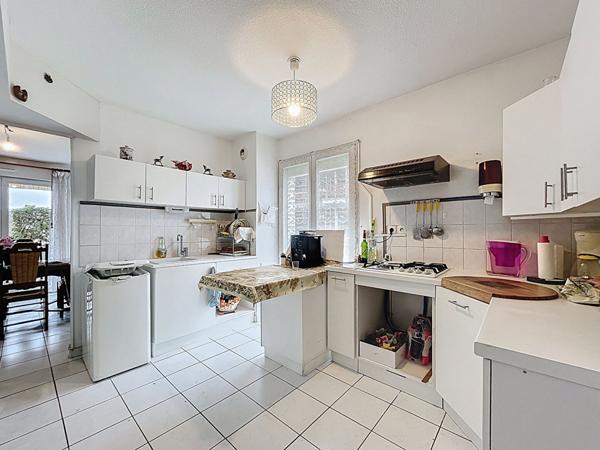 APPARTEMENT T4 DE 81 M² AVEC 3 CHAMBRES A PROXIMITE DES COMMODITES