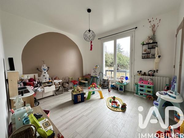 Maison à vendre 8 pièces 175 m² Sauzé-Vaussais