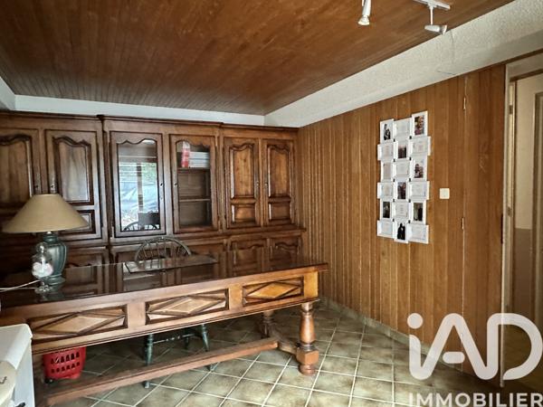 Maison à vendre 8 pièces 175 m² Sauzé-Vaussais