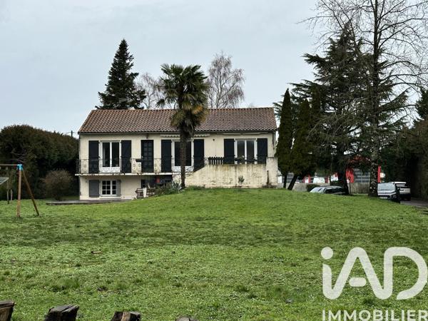 Maison à vendre 8 pièces 175 m² Sauzé-Vaussais