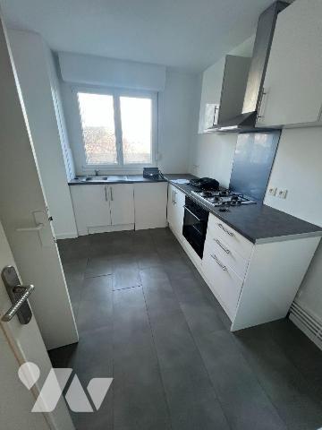  Dunkerque (59240), proximité de la plage, cet  appartement au rez-de-chaussée sur élevé d'une ...