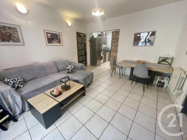 Appartement T2 à vendre  2 pièces - 35,28 m 2   NIMES  - 30