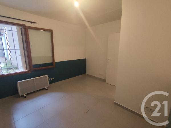 Appartement T2 à vendre  2 pièces - 35,28 m 2   NIMES  - 30