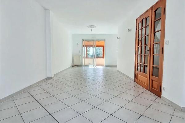 Maison Nantes 10 pièce(s) 197 m²