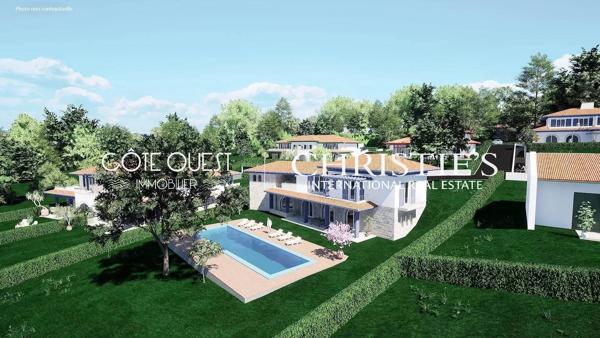 À vendre Saint-Jean-de-Luz - Villa de 195 m² avec piscine et vue Rhune
