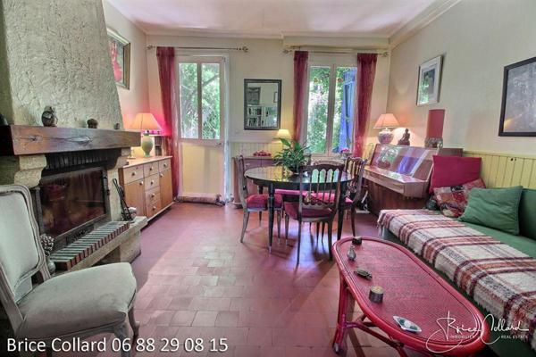 60100 CREIL Maison de ville en pierre 2-3 chambres avec cour et jardin