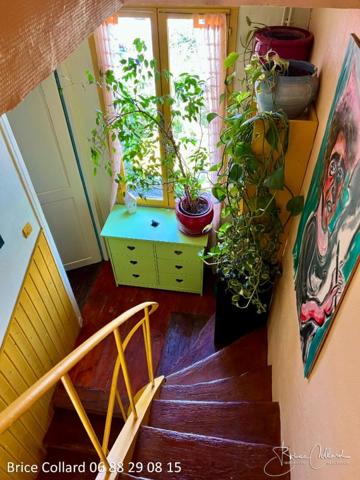 60100 CREIL Maison de ville en pierre 2-3 chambres avec cour et jardin