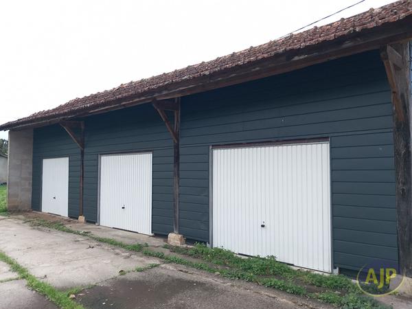 Parking à louer Gaillan En Medoc : 100€ - AJP Lesparre Immobilier