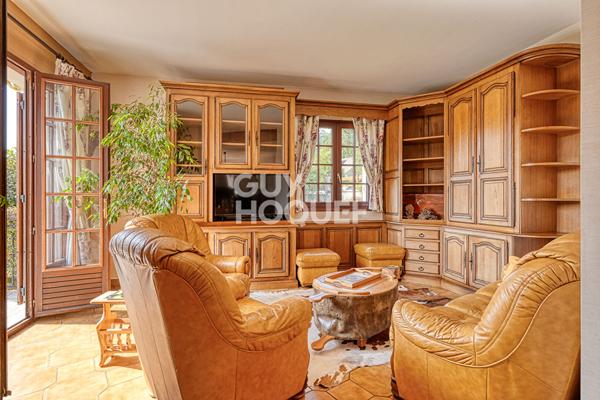 AUBERGENVILLE - Maison 7 pièces 162 m2