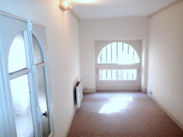 Rouen Hypercentre : Beau Duplex 20 m² idéal étudiant, célibataire, local commercial ou investisseur ... 79 K€ !