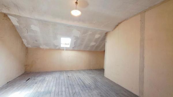 MEHUN SUR YEVRE MAISONS DE VILLE 6 PIECES LOT DE 2 MAISONS