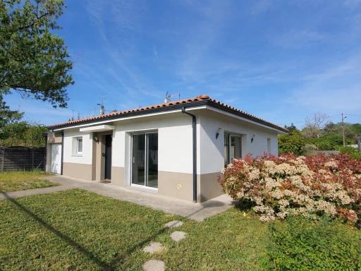 Immeuble de caractère en exclusivité Centre d’Hagetmau Immeuble de caractère en exclusivité Centre d’Hagetmau