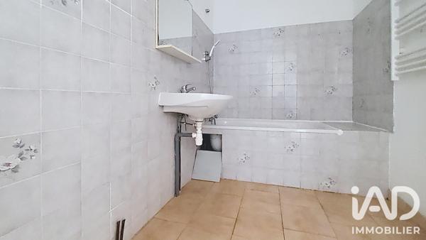 Maison à vendre 5 pièces 88,06 m² Rodilhan