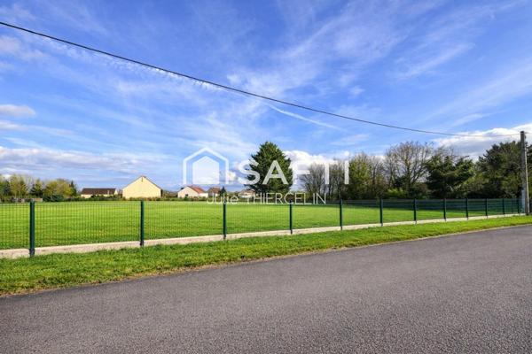 Terrain constructible de 1 393 m²