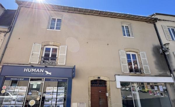 Appartement à vendre |  Saint-Yrieix-la-Perche |  4 pièces | 83 m²