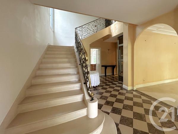 Maison à vendre  7 pièces - 274,33 m2 ST MAUR DES FOSSES - 94