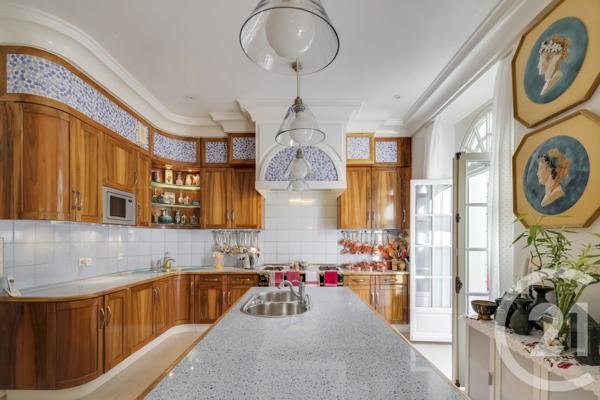 Maison à vendre  7 pièces - 274,33 m2 ST MAUR DES FOSSES - 94