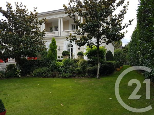 Maison à vendre  7 pièces - 274,33 m2 ST MAUR DES FOSSES - 94