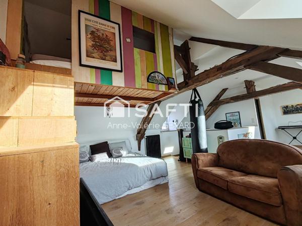 Belle maison de caractère 154 m² – Centre-ville de Saint-Hilaire-du-Harcouët (50600)