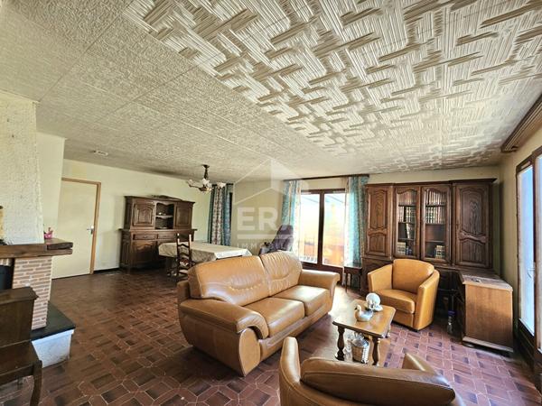 A vendre LANÇON PROVENCE - Maison de plain-pied T3/4  avec garage et jardin