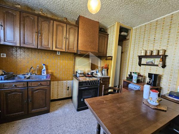 A vendre LANÇON PROVENCE - Maison de plain-pied T3/4  avec garage et jardin
