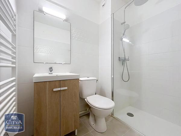 Appartement à louer 1 pièce 20.44m² Nîmes (30900)