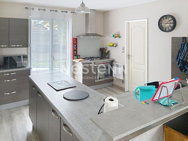 Maison familiale au calme à Soucelles, 5 chambres, terrain 1 700 m²