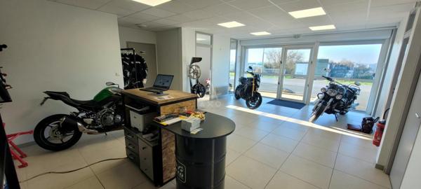 COMMERCE DE REPARATION ET VENTE MOTOS