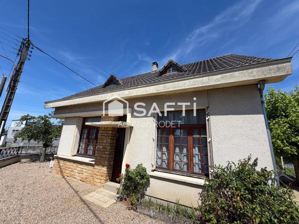 Maison avec vie de plain-pied, 4 chambres.