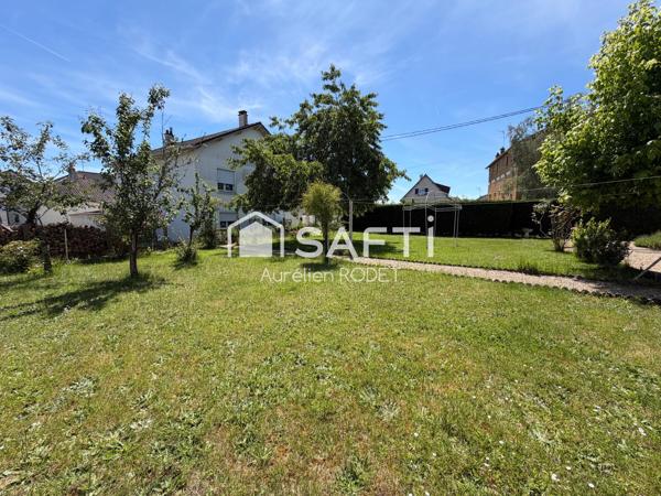 Maison avec vie de plain-pied, 4 chambres.