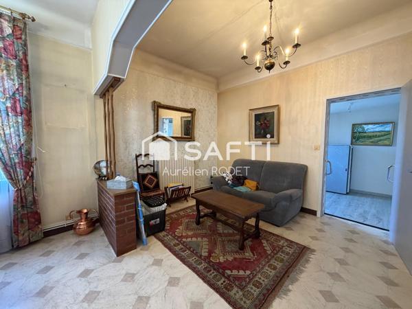 Maison avec vie de plain-pied, 4 chambres.