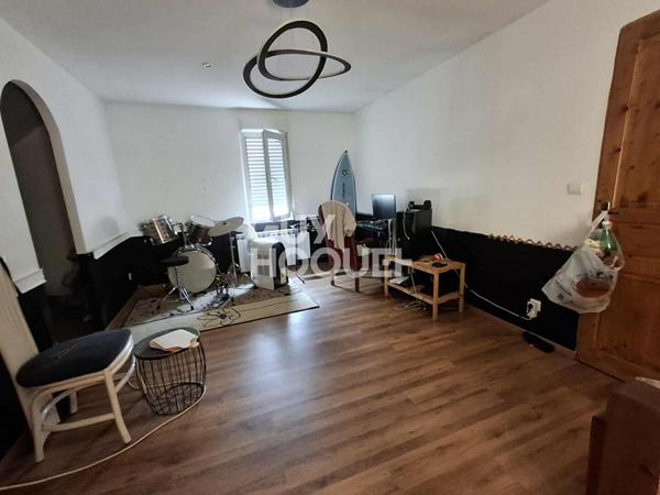 Maison 8 pièces à vendre à Crécy sur Serre - 187 000 