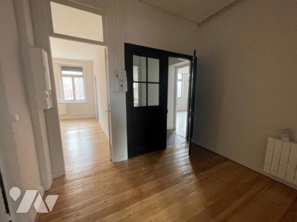 Immeuble de Rapport à vendre à usage commercial et habitation dans les hauts de  France,
