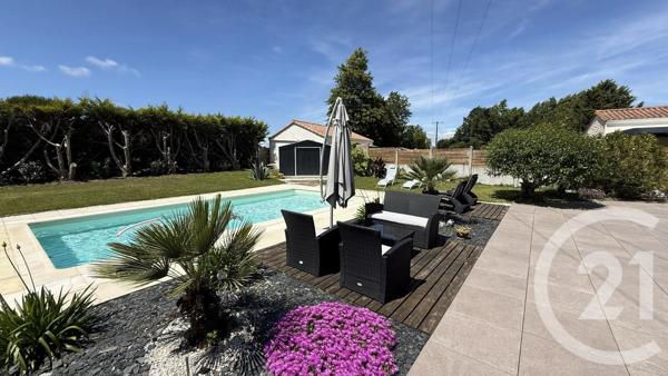 Maison à vendre  5 pièces - 171,37 m 2   MACHECOUL ST MEME  - 44
