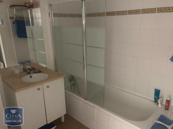 Appartement à louer 2 pièces 37.5m² Carcassonne (11000)