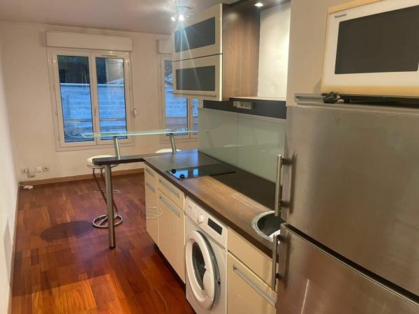 Appartement à louer    1 pièce • 26,53 m2 Émerainville