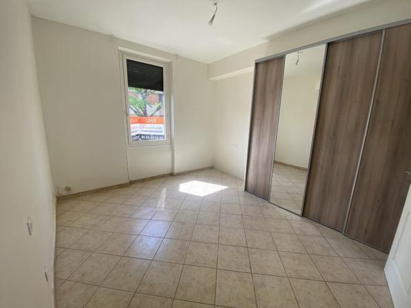 Location Appartement61,82 m² - 3 Pièces - MONTAUBAN (82000)