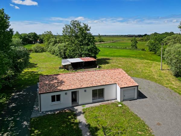 Maison neuve 100m² RE2020 + hangar de 100m² - Au calme du marais !