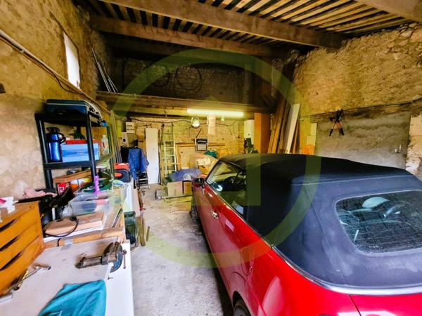 Maison à SAINT BONNET SUR GIRONDE (17150)