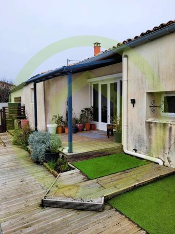 Maison à SAINT BONNET SUR GIRONDE (17150)