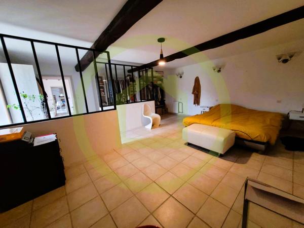 Maison à SAINT BONNET SUR GIRONDE (17150)