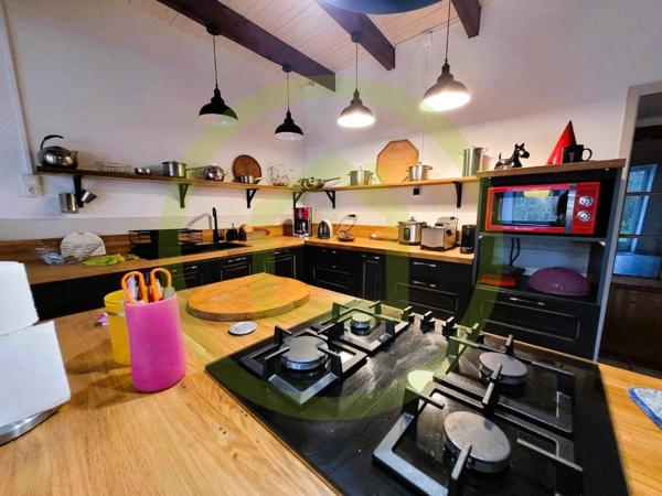 Maison à SAINT BONNET SUR GIRONDE (17150)